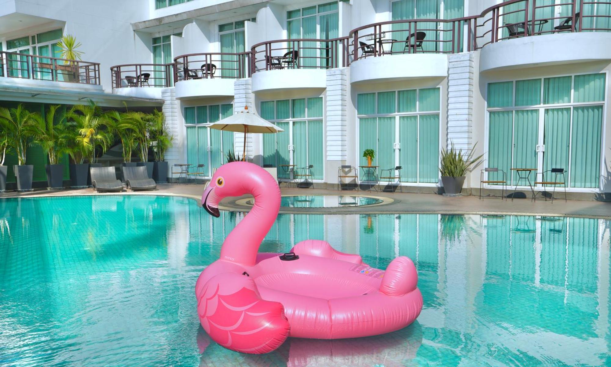 A-Te Chumphon Hotel - Sha Plus Екстер'єр фото