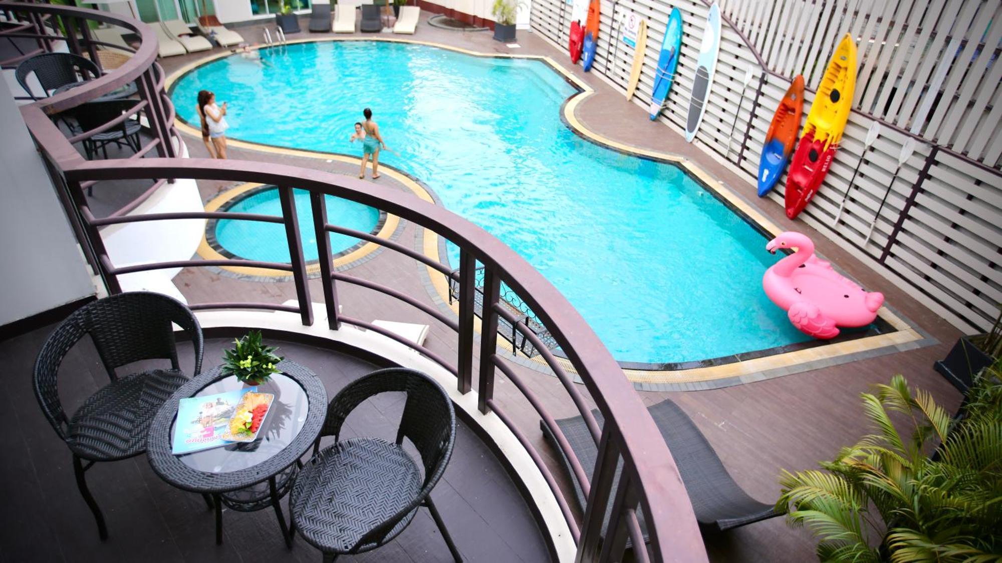 A-Te Chumphon Hotel - Sha Plus Екстер'єр фото