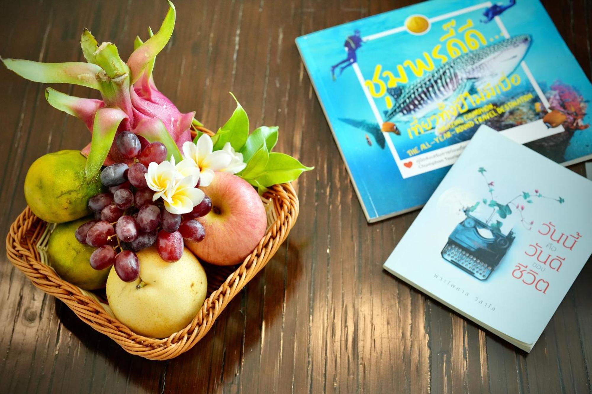 A-Te Chumphon Hotel - Sha Plus Екстер'єр фото